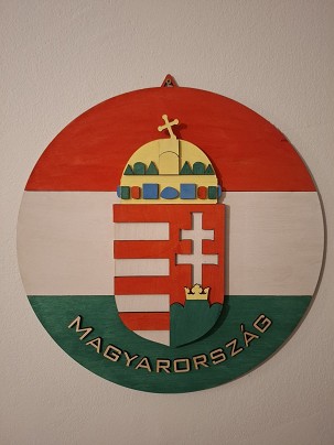 Magyarország címere ajtódísz
