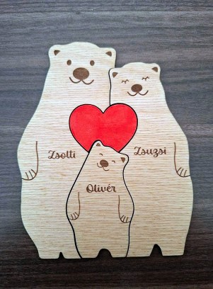 Mackócsalád hűtőmágnes – Egyedi, lézervágott, puzzle stílusú családi ajándék